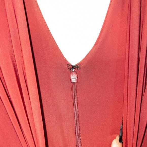 New Alfred Sung Burgundy Mikado 3/4 Sleeve V Neck Gown Size‎ 2 - Picture 7 of 9